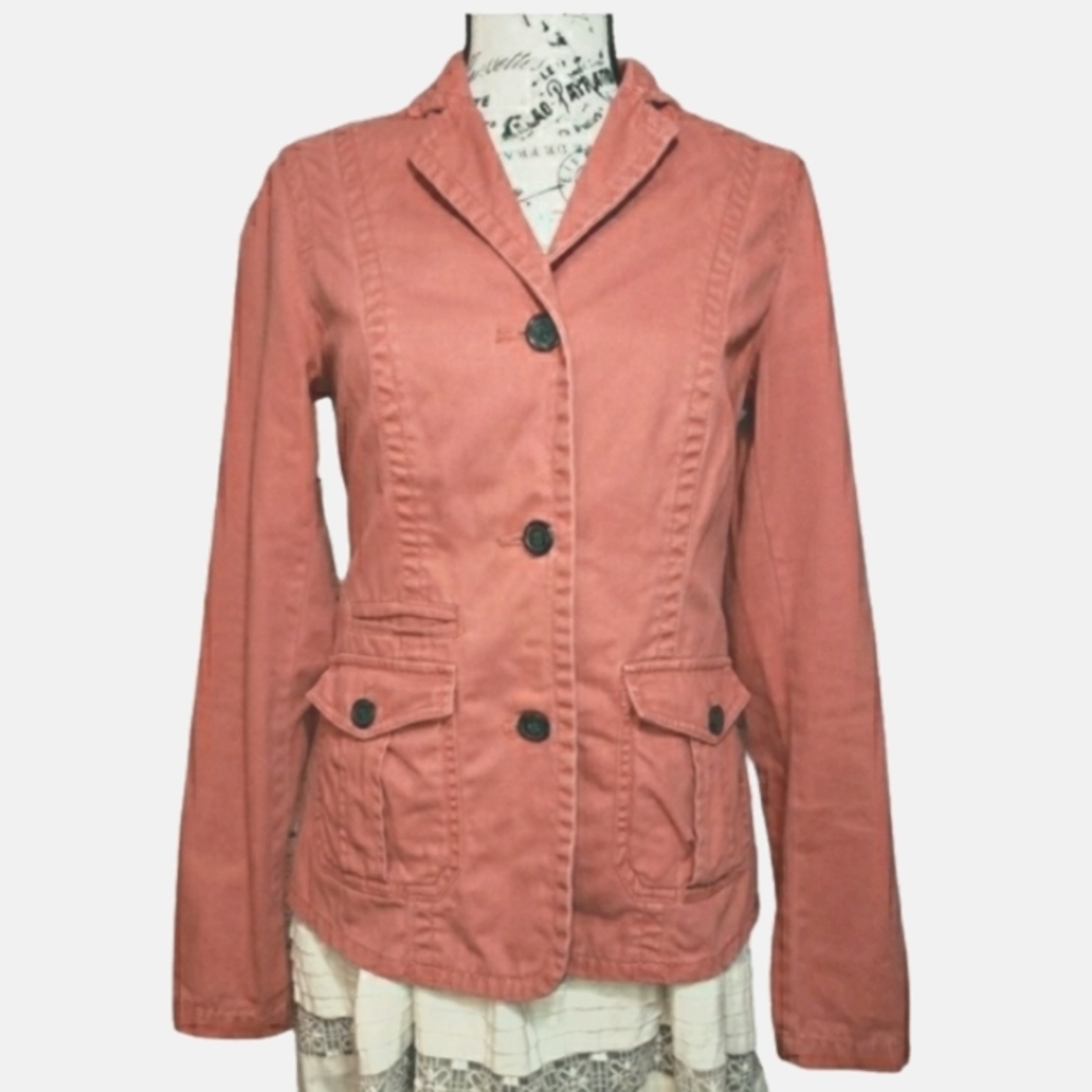 Eddie Bauer Women's Coral Long Sleeve Button-Down Jacket | XS